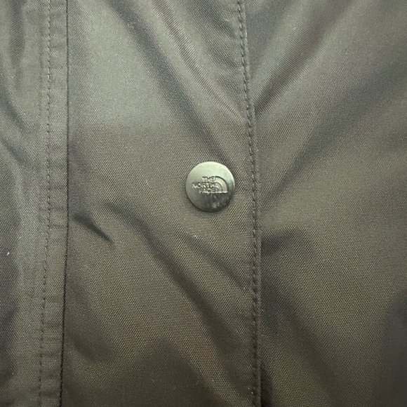 The North Face Outer Boroughs Women's black down filled Jacket Parka - Picture 4 of 12